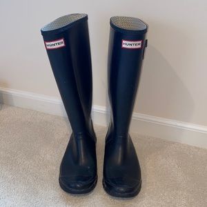 Black Wide-Calf Hunter Rain Boots